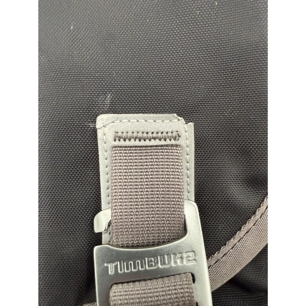 Timbuk2 black messenger